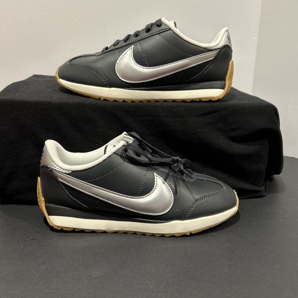 Nike Pacific Leather Size 5 Woman’s Sneakers & Athletic Shoes BRAND NEW W OG BOX